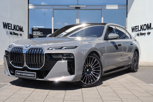 BMW 7 Serie 750e xDrive High Executive M Sport Automaat