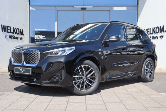 BMW iX1 eDrive20 M Sport BMW iX1 eDrive20 M Sport