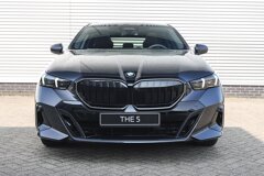 BMW 5 Serie Touring 520i M Sport Automaat - Afbeelding 5