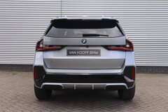 BMW iX1 eDrive20 High Executive M Sport - Afbeelding 4