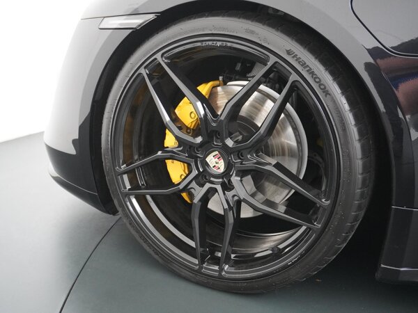 20-inch Taycan Turbo Aero wiel