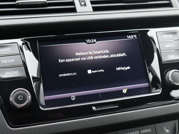 Apple Carplay/Android Auto