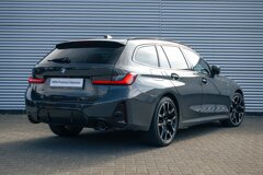 BMW 3 Serie Touring 330e M Sport Automaat - Afbeelding 2