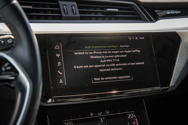 Apple Carplay/Android Auto