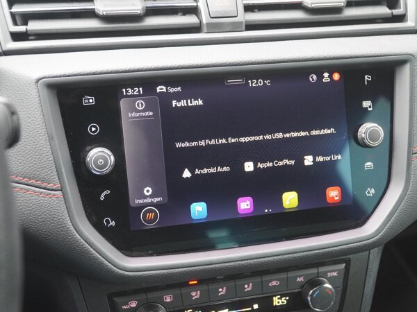 Apple Carplay/Android Auto