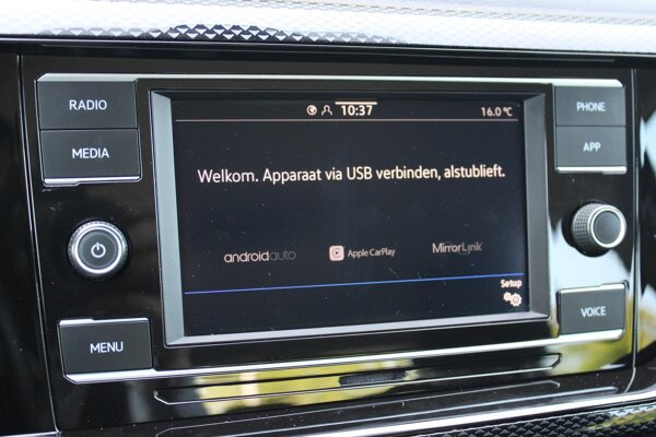 Apple Carplay/Android Auto