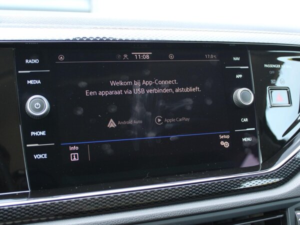 Apple Carplay/Android Auto