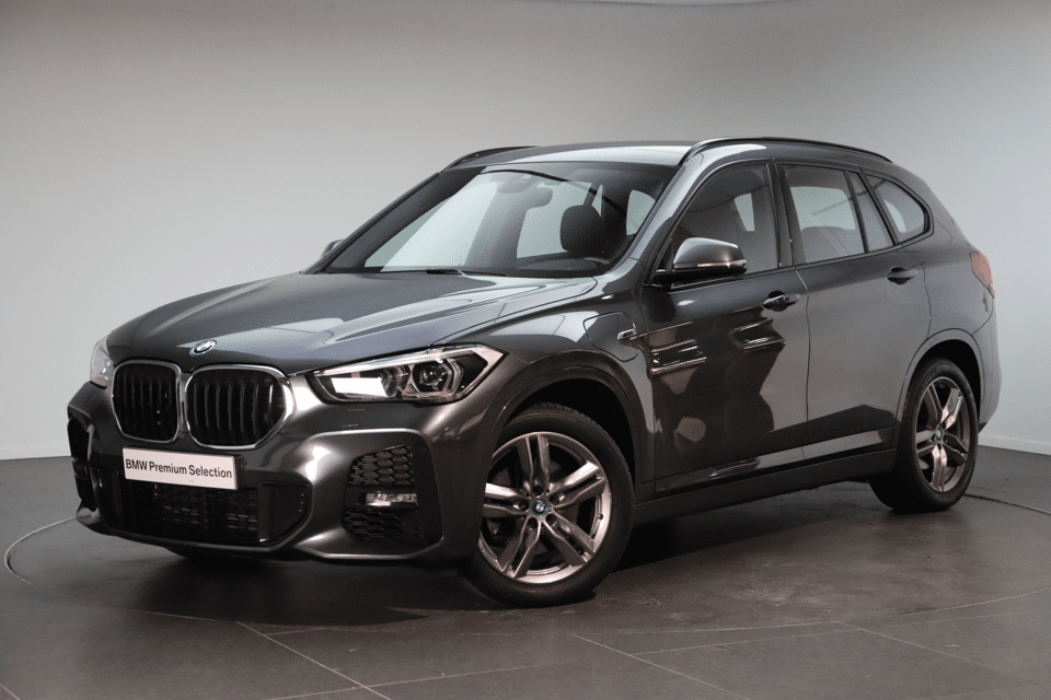 BMW X1 xDrive25e Executive M Sport Automaat - Afbeelding 1