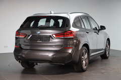 BMW X1 xDrive25e Executive M Sport Automaat - Afbeelding 3