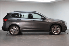 BMW X1 xDrive25e Executive M Sport Automaat - Afbeelding 4