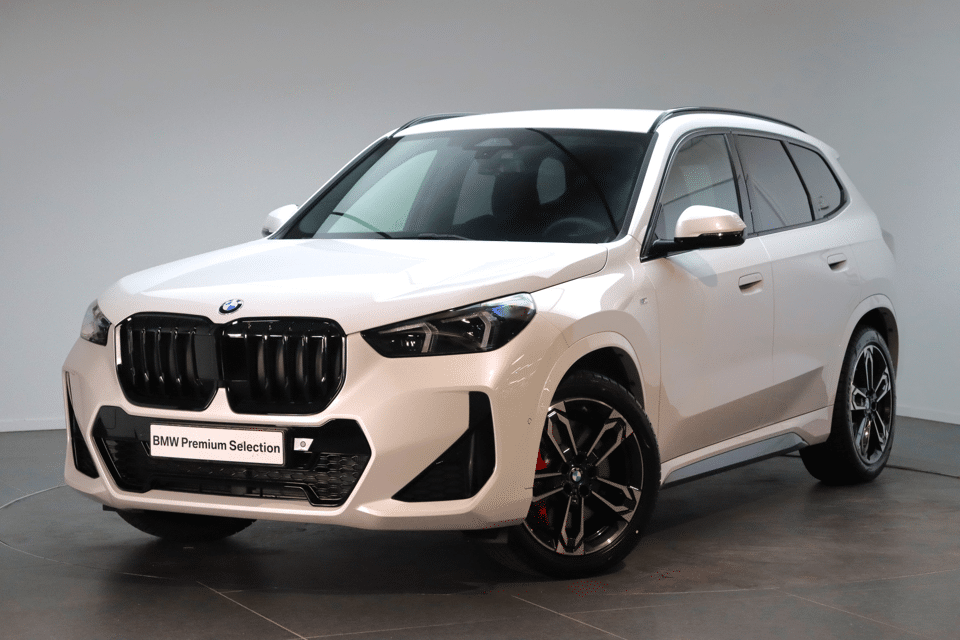 BMW X1 sDrive20i M Sport Automaat - Afbeelding 1
