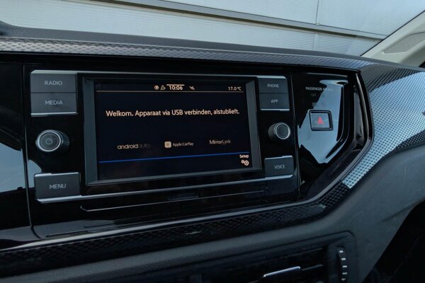 Apple Carplay/Android Auto