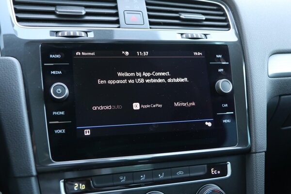Apple Carplay/Android Auto