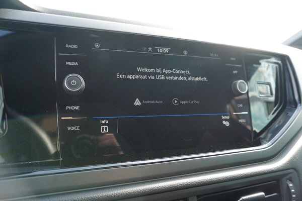 Apple Carplay/Android Auto