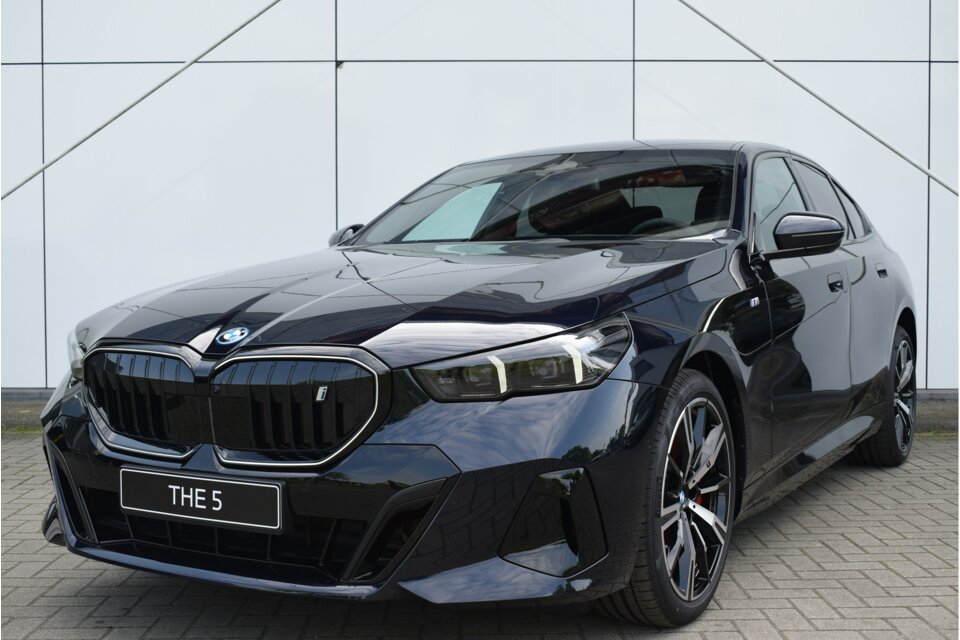 BMW i5 eDrive40 M Sport - Afbeelding 1