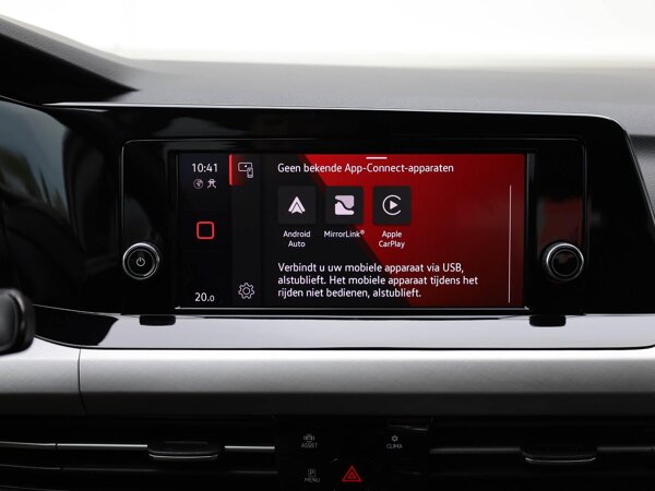 Apple Carplay/Android Auto