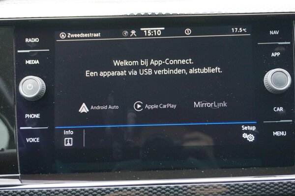 Apple Carplay/Android Auto