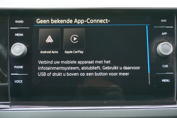 Apple Carplay/Android Auto