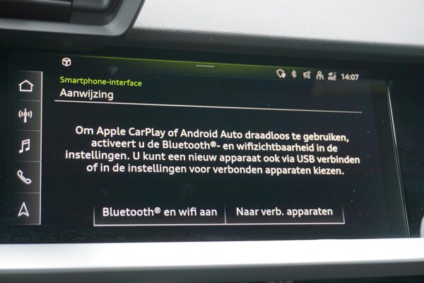 Apple Carplay/Android Auto