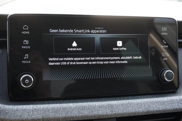 Apple Carplay/Android Auto
