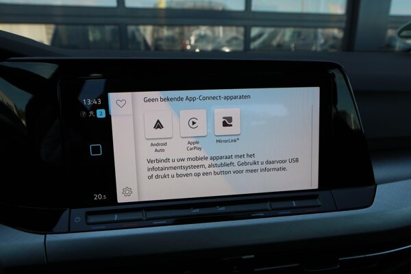 Apple Carplay/Android Auto