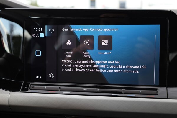 Apple Carplay/Android Auto