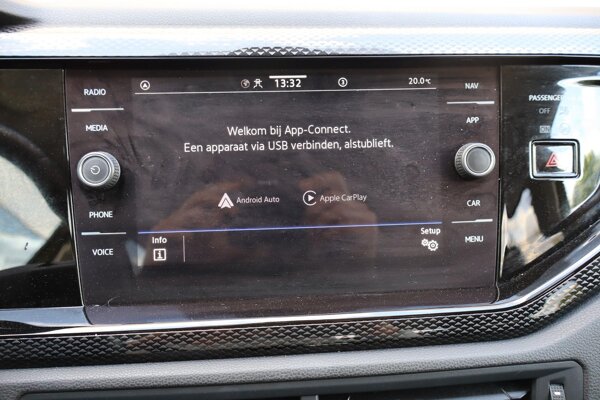 Apple Carplay/Android Auto