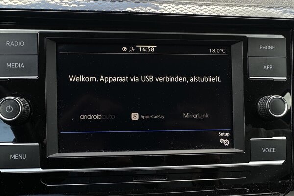 Apple Carplay/Android Auto