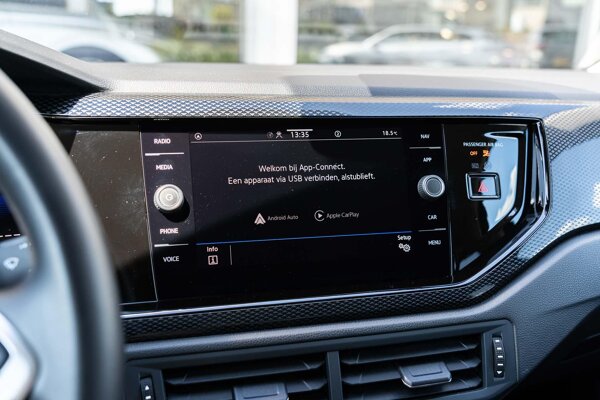 Apple Carplay/Android Auto