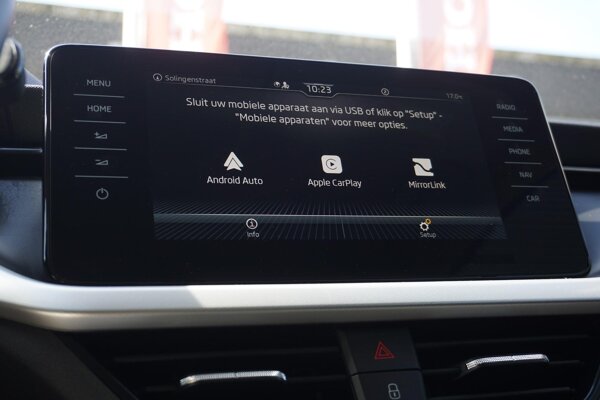 Apple Carplay/Android Auto