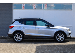 SEAT Arona 1.0 TSI 95pk FR Business Connect - Afbeelding 4