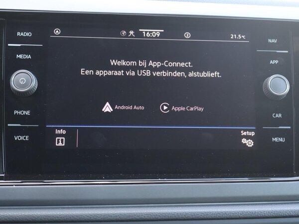 Apple Carplay/Android Auto