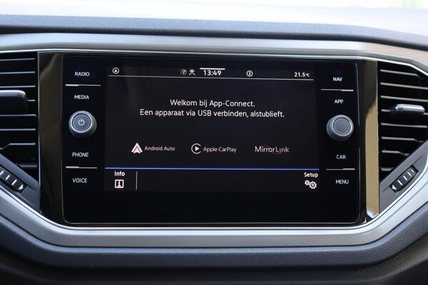 Apple Carplay/Android Auto