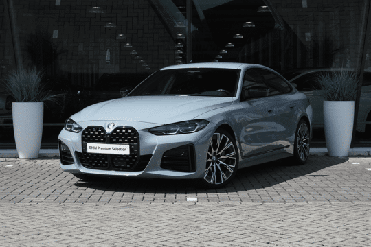 BMW 4 Serie Gran Coupé M440i xDrive High Executive Automaat