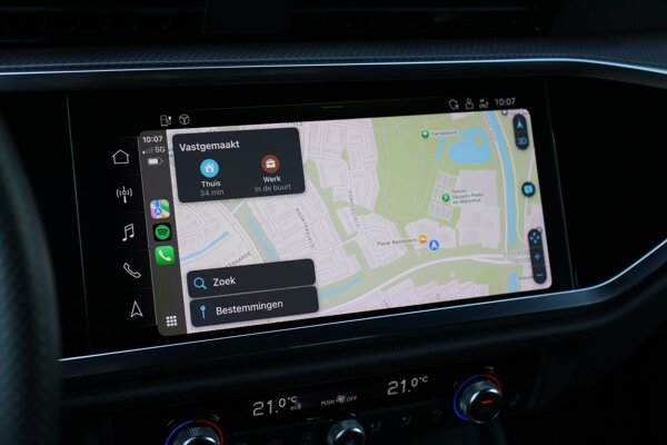 Apple Carplay/Android Auto