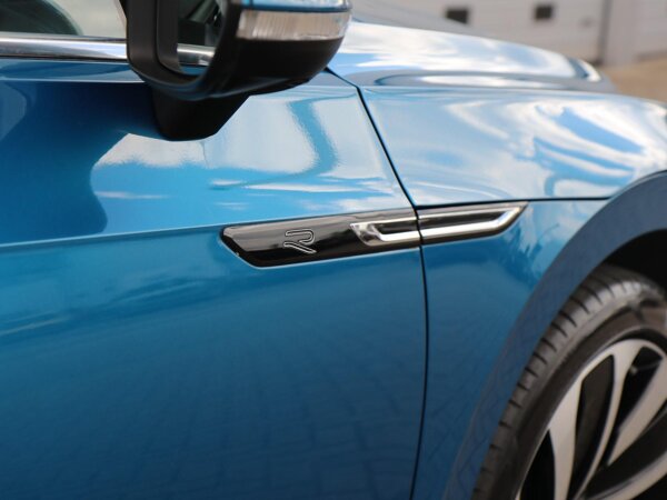 R-Line Exterieur