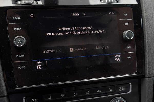 Apple Carplay/Android Auto
