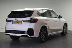 BMW iX1 eDrive20 M Sport - Afbeelding 3