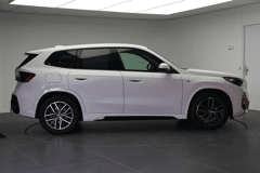 BMW iX1 eDrive20 M Sport - Afbeelding 4