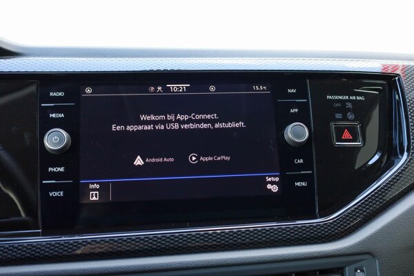 Apple Carplay/Android Auto