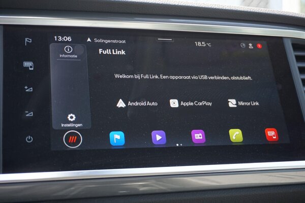 Apple Carplay/Android Auto