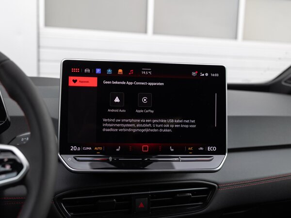 Apple Carplay/Android Auto
