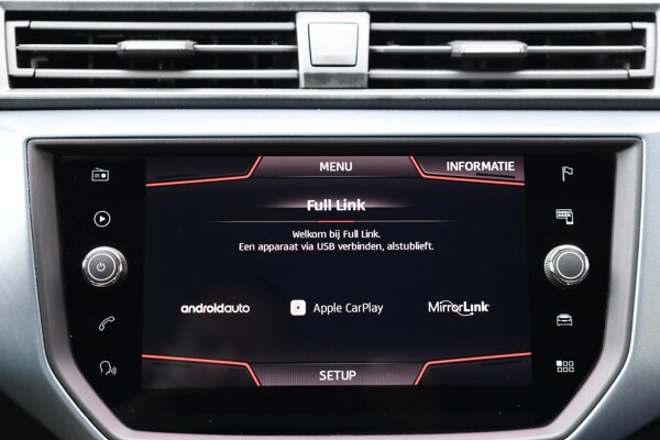 Apple Carplay/Android Auto