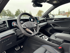 Volkswagen Tiguan 1.5 TSI 150 pk R-Line | Pano Dak | ERGO | - Afbeelding 4