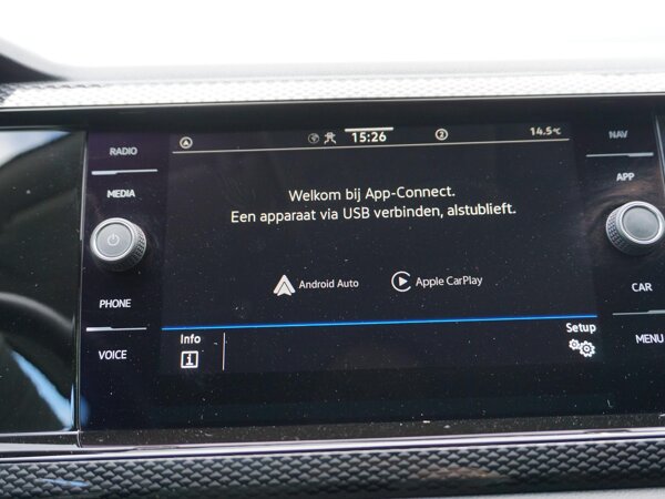 Apple Carplay/Android Auto