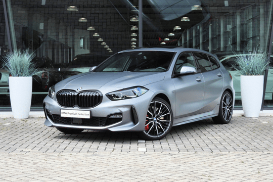 BMW 1 Serie 118i High Executive M Sport Automaat
