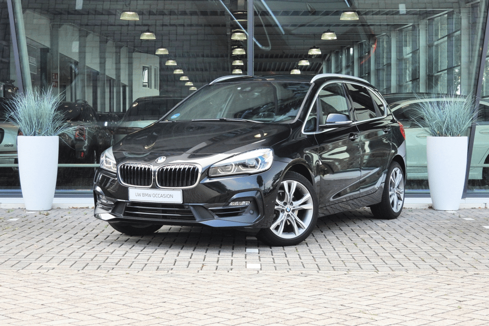 BMW 2 Serie Active Tourer 218i High Executive Sport Line Automaat - Afbeelding 1