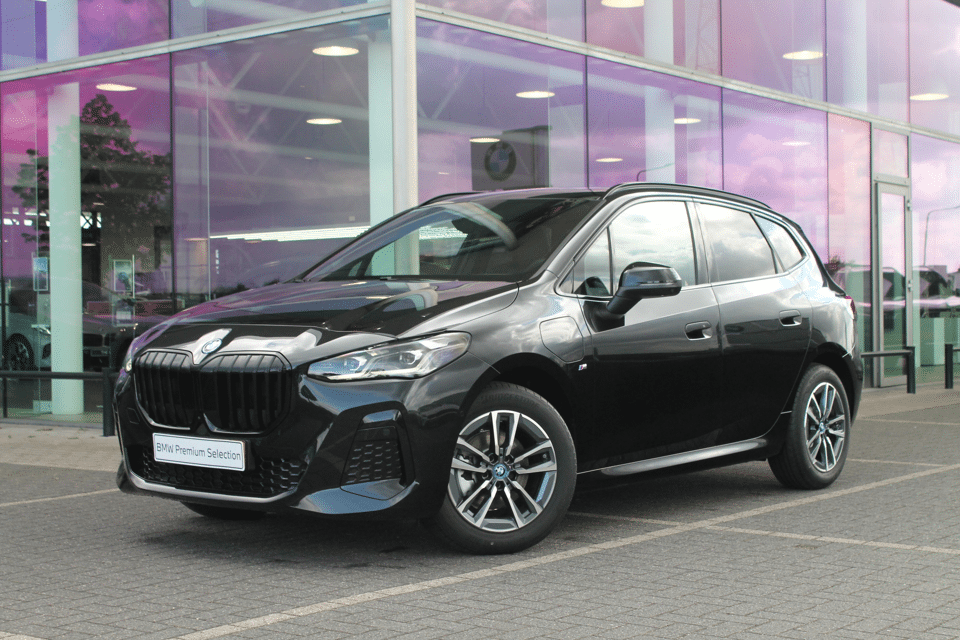 BMW 2 Serie Active Tourer 225e xDrive High Executive M Sport Automaat - Afbeelding 1
