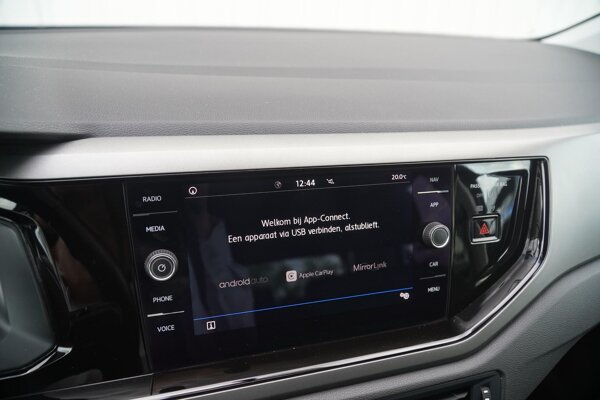 Apple Carplay/Android Auto
