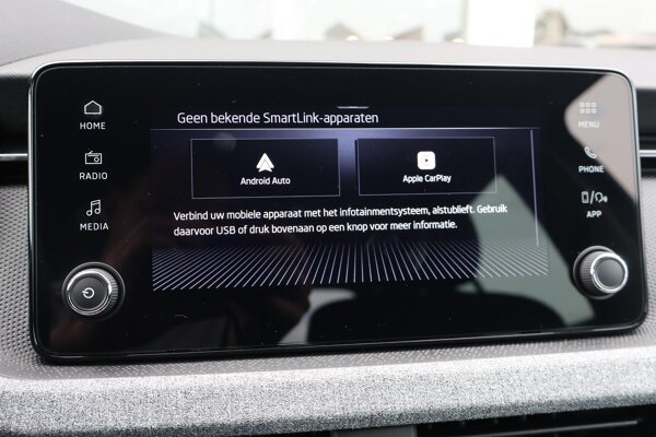 Apple Carplay/Android Auto